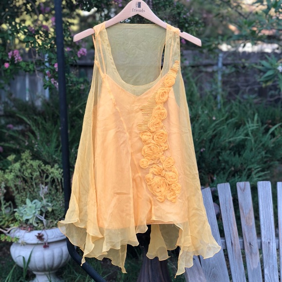Guess by Marciano Tops - Guess by Marciano silk floral flowy blouse